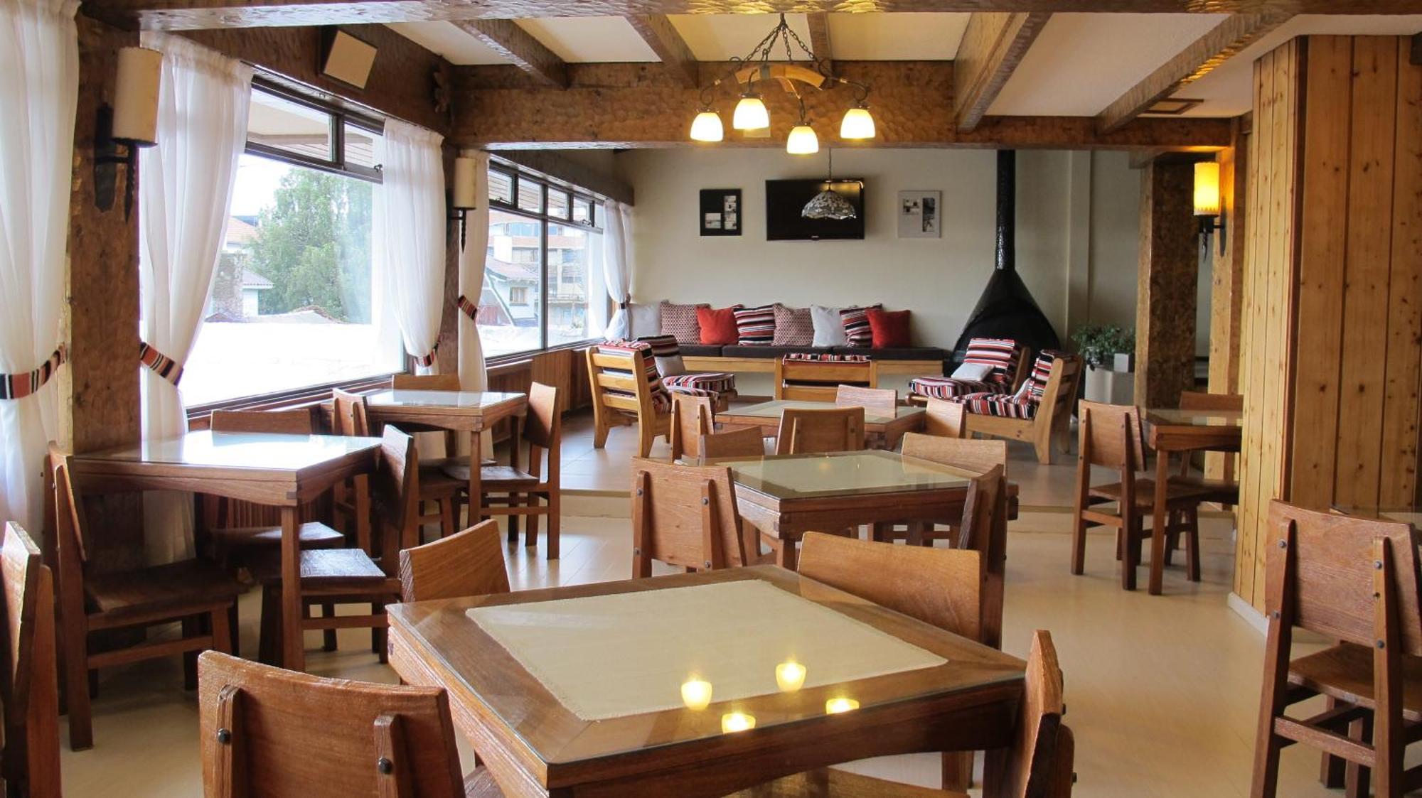 Hotel Aconcagua San Carlos de Bariloche Exterior photo